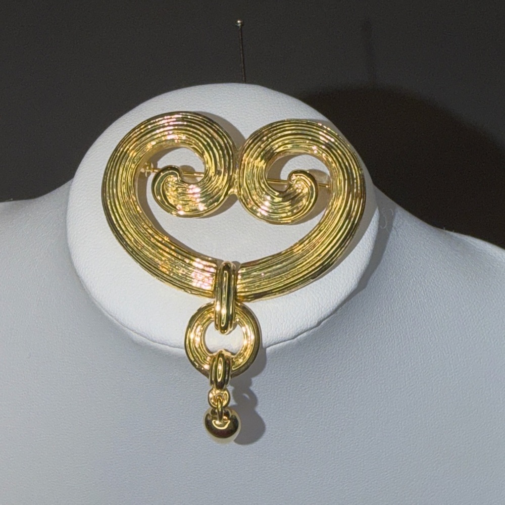 Open Heart Scroll Brooch